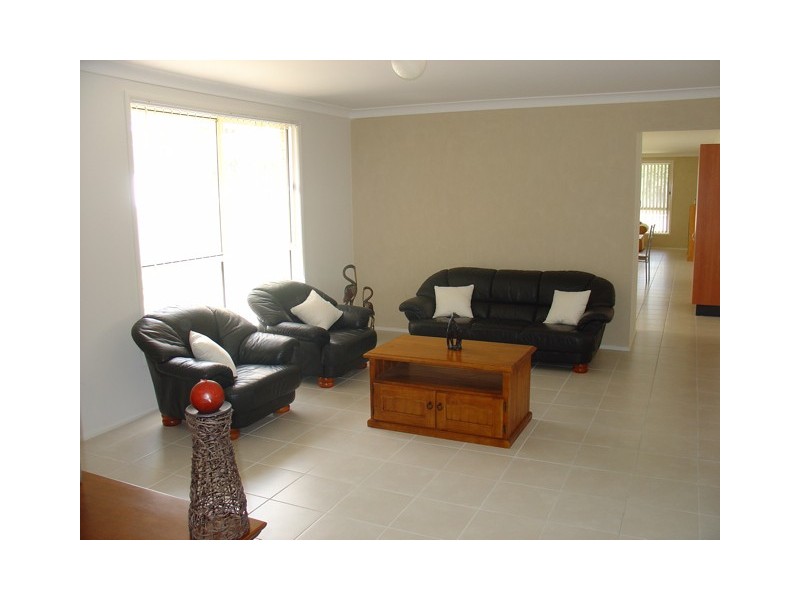 47 Royal Mantle Drive, Ulladulla NSW 2539