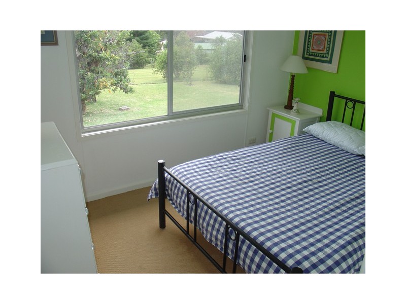 16 Garside Road, Mollymook NSW 2539