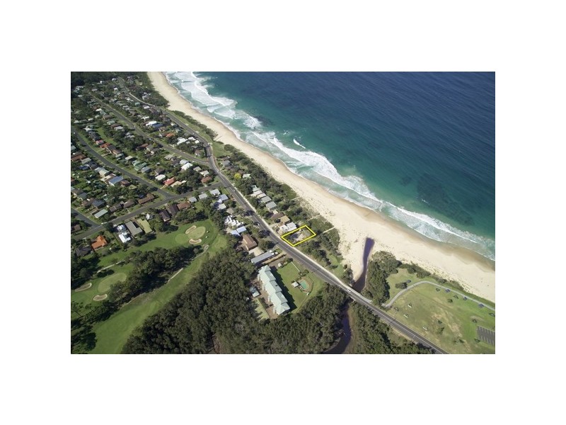 2 Mitchell Parade, Mollymook NSW 2539