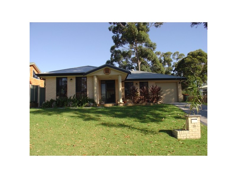 26 Mercury Drive, Lake Tabourie NSW 2539