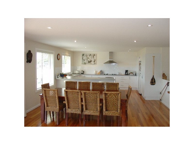 32 Huntingdale Drive, Mollymook NSW 2539