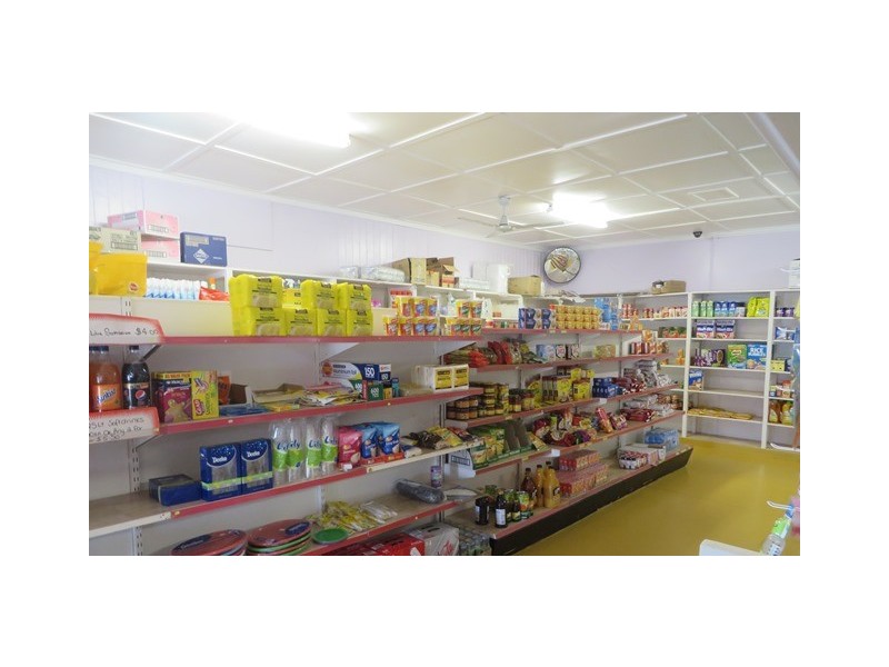 33 HIGH STREET, Wallumbilla QLD 4428