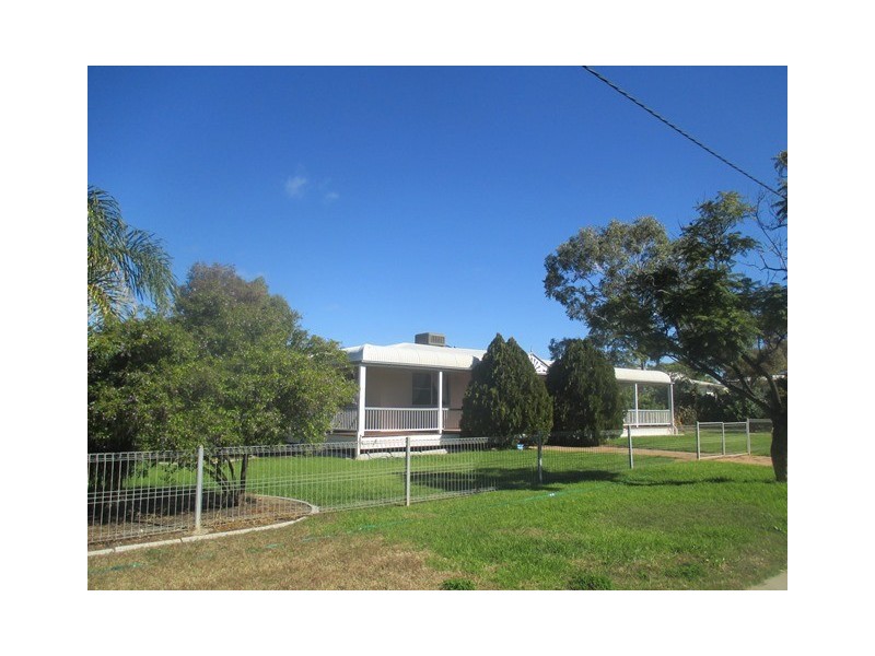 113 Quintin Street, Roma QLD 4455