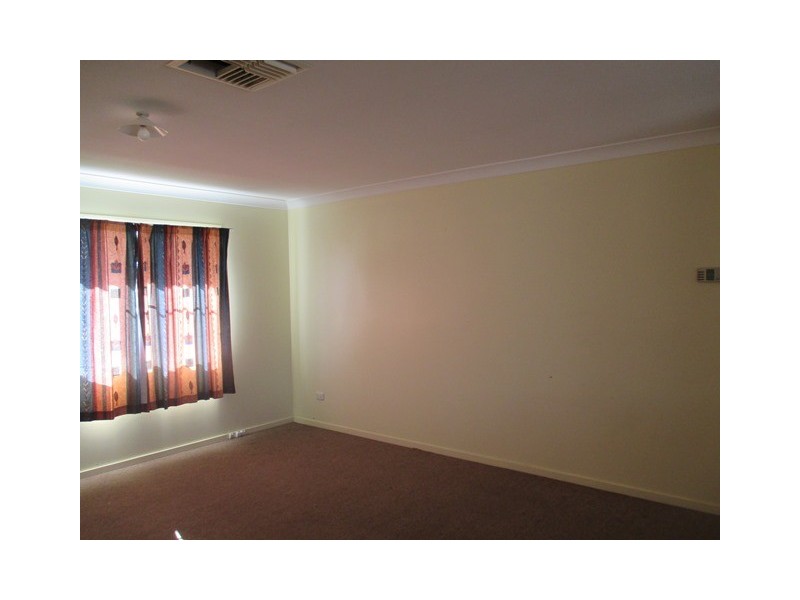 Unit 3/32 Spencer Street, Roma QLD 4455