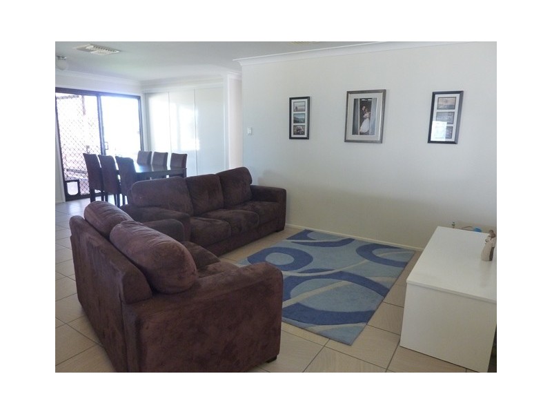 14 ROBERTSON STREET, Roma QLD 4455