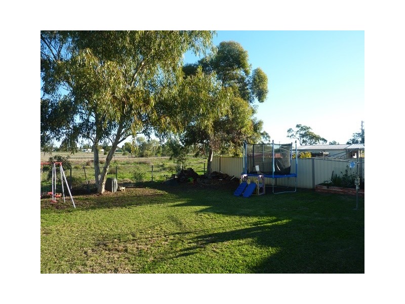 14 ROBERTSON STREET, Roma QLD 4455