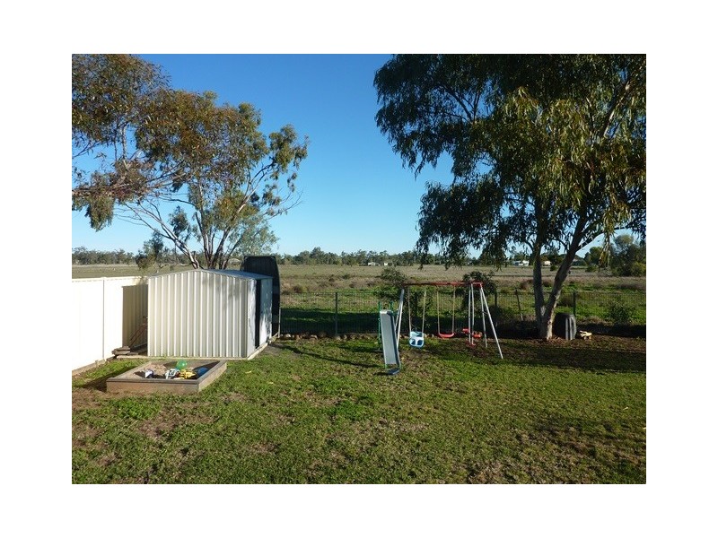 14 ROBERTSON STREET, Roma QLD 4455