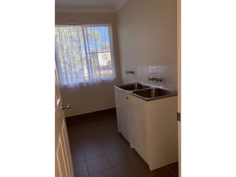 1 NUSS STREET, Roma QLD 4455