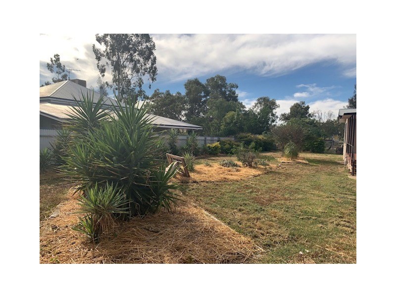 1 NUSS STREET, Roma QLD 4455