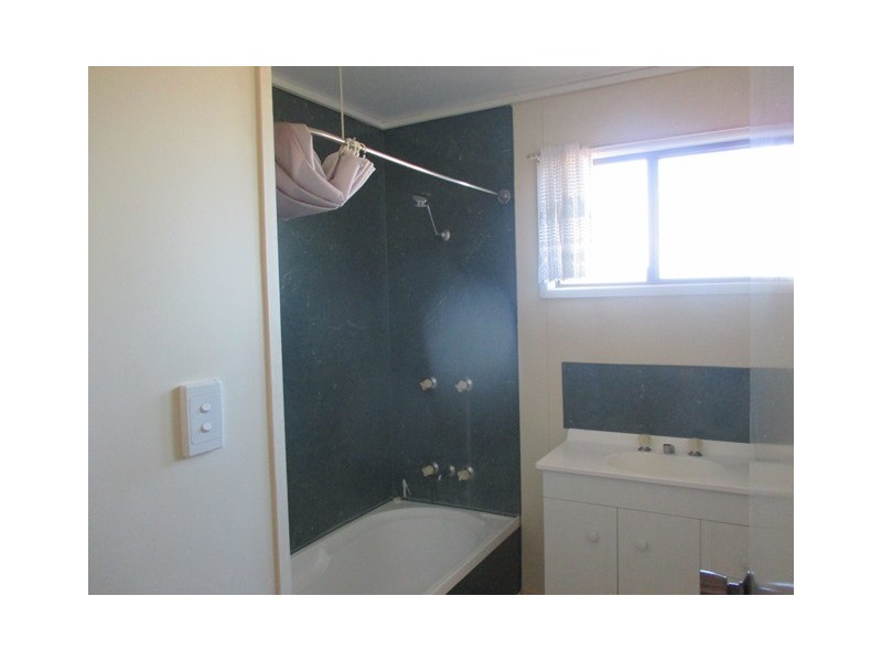 131 QUINTIN STREET, Roma QLD 4455