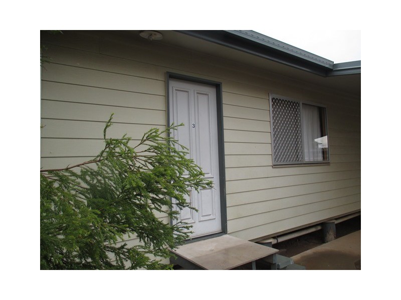 Unit 3/76 RAGLAN STREET, Roma QLD 4455