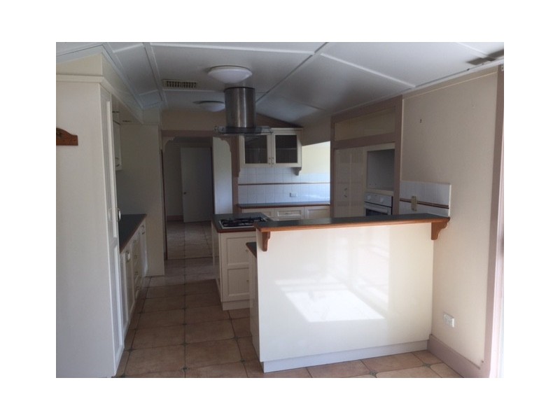 21 William Street, Roma QLD 4455