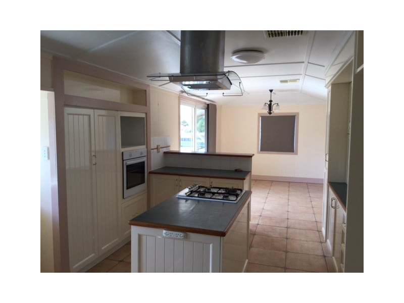 21 William Street, Roma QLD 4455