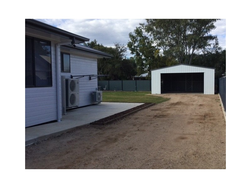20 Wright Street, Roma QLD 4455