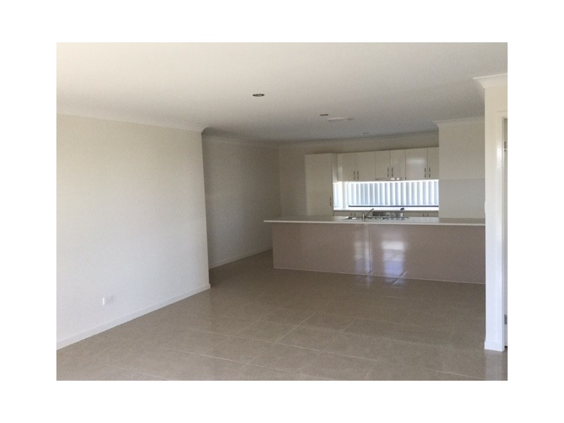 19 Wheeler Drive, Roma QLD 4455