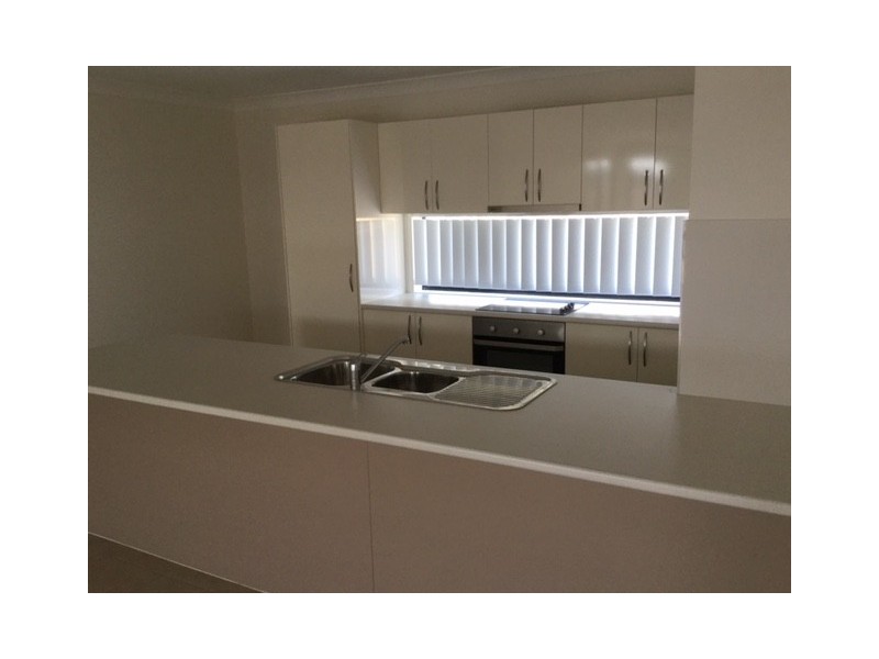 19 Wheeler Drive, Roma QLD 4455