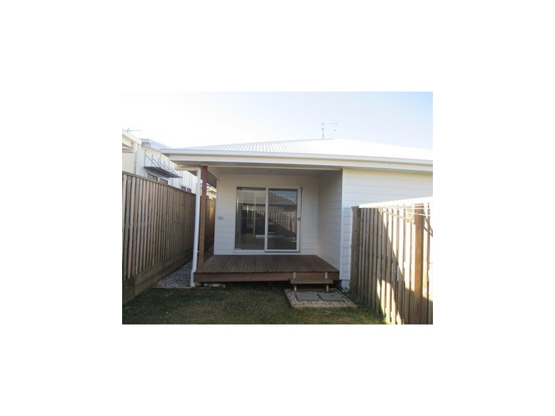 14a/b Lomandra Avenue, Roma QLD 4455