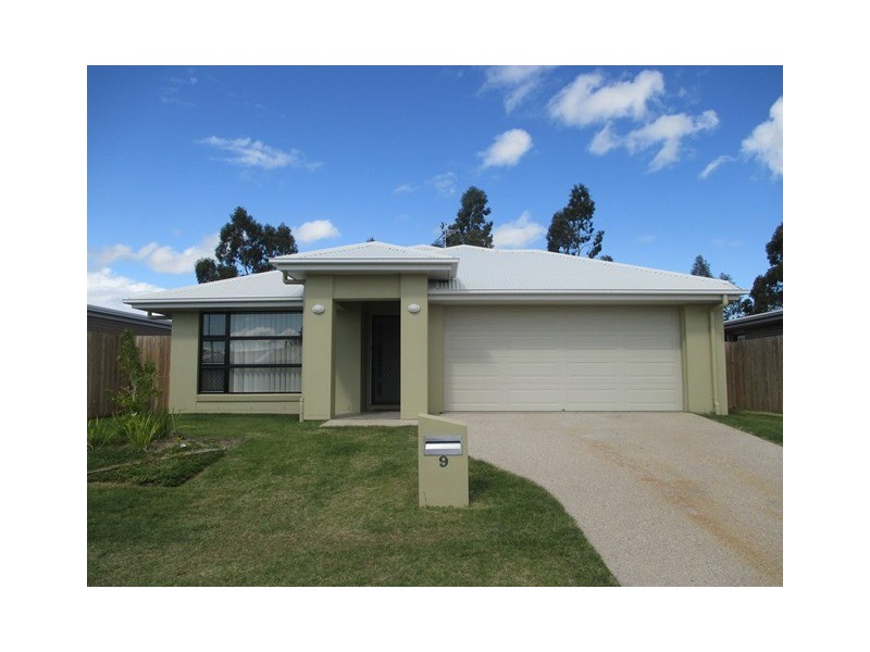 9 Highview Close, Roma QLD 4455
