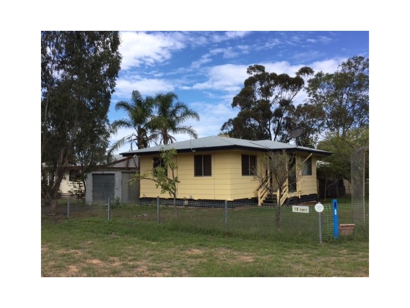 10 Foott Street, Roma QLD 4455