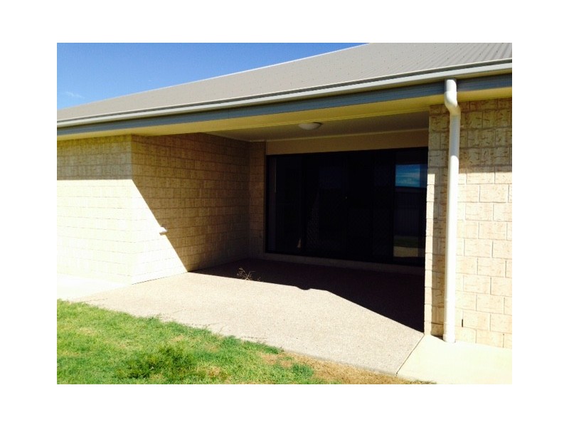 5 Wheeler Drive, Roma QLD 4455