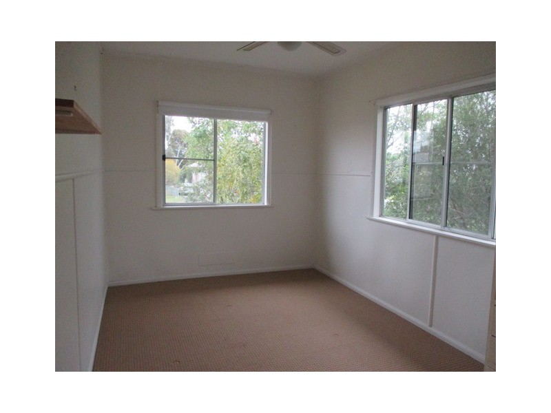 16 FOWLES STREET, Roma QLD 4455