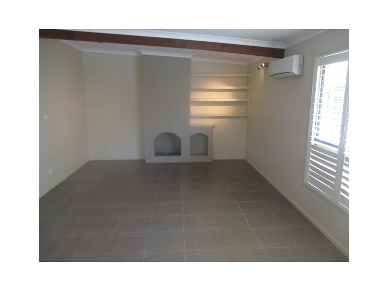 2c BORLAND STREET, Roma QLD 4455