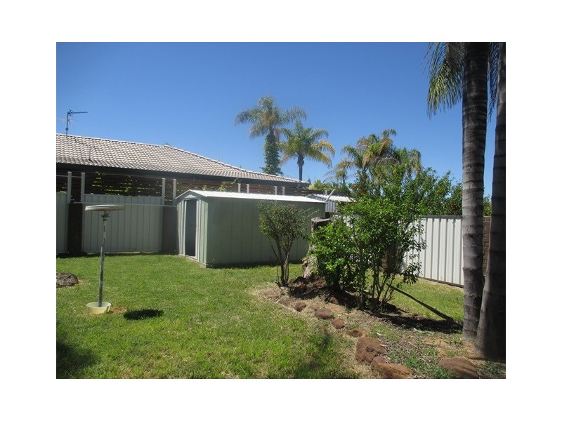 2c BORLAND STREET, Roma QLD 4455