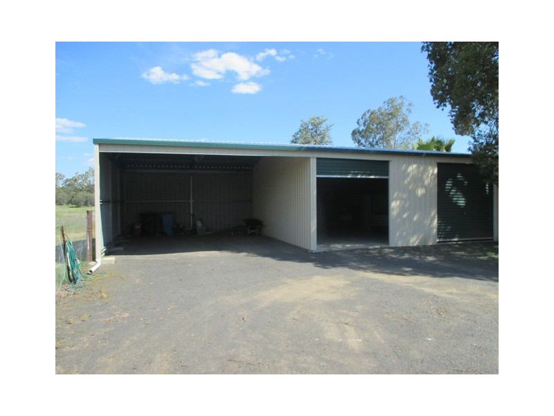 42 EDWARDES STREET, Roma QLD 4455