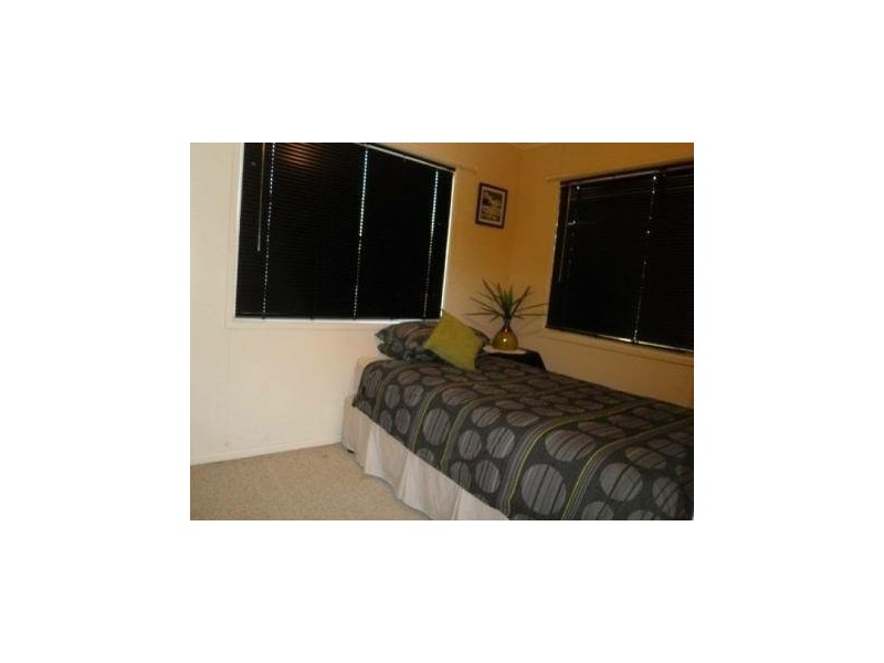 20 Alex Parade, Roma QLD 4455