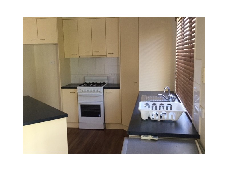 39 DOWNS STREET, Roma QLD 4455