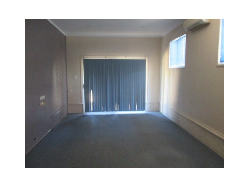 53 COTTELL STREET, Roma QLD 4455