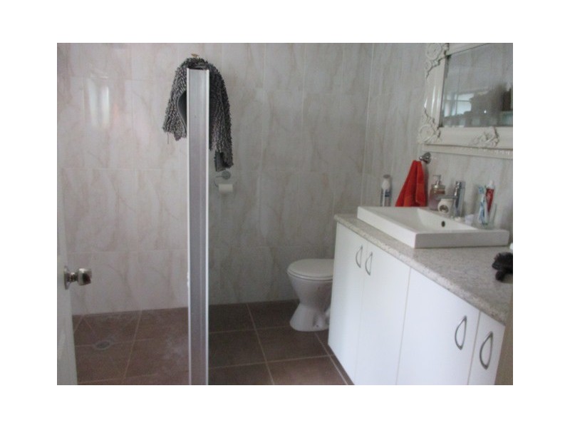 6 GREGORY STREET, Roma QLD 4455