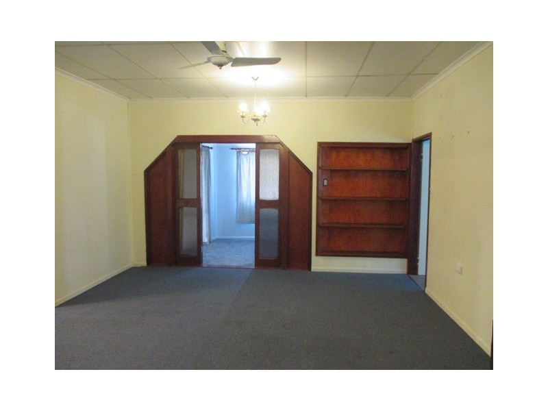 109 Charles Street, Roma QLD 4455