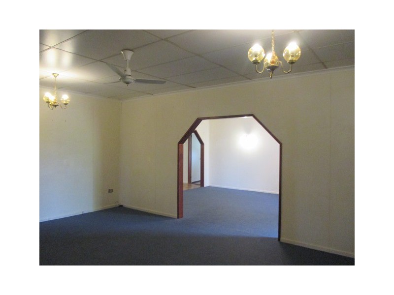 109 Charles Street, Roma QLD 4455