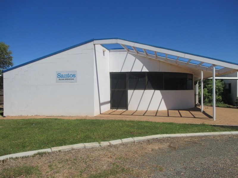 21-39 CURREY STREET, Roma QLD 4455