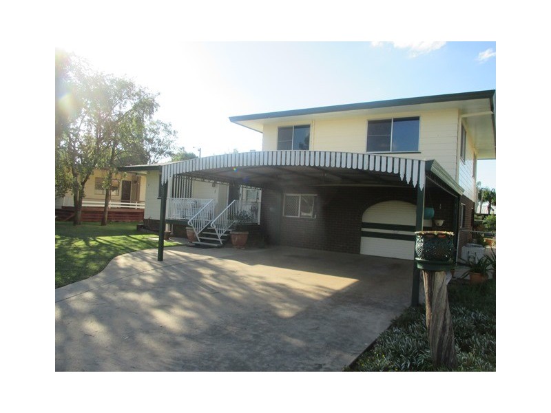 9 ELMER STREET, Roma QLD 4455