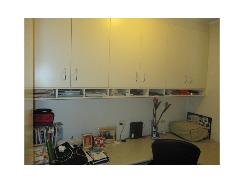 9 ELMER STREET, Roma QLD 4455