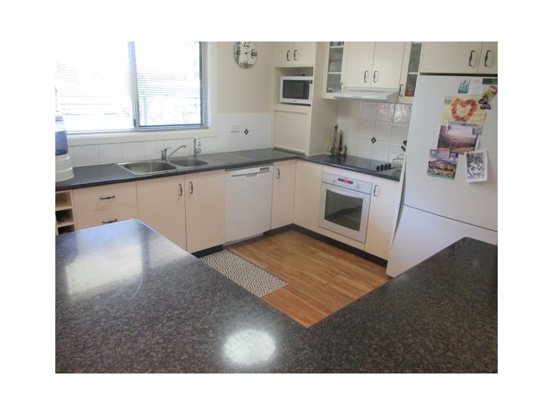 9 ELMER STREET, Roma QLD 4455