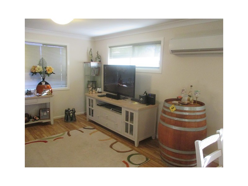 9 ELMER STREET, Roma QLD 4455