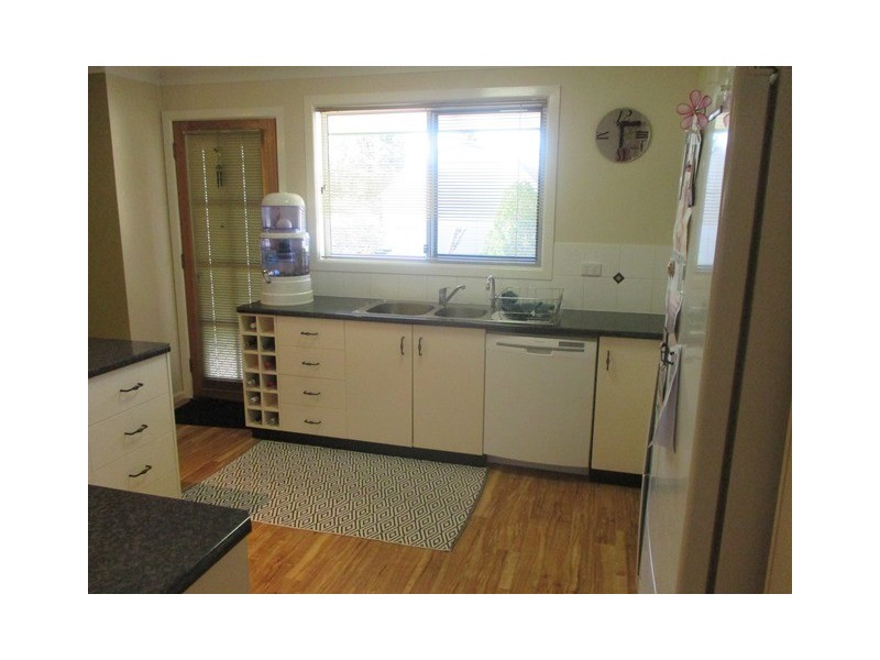 9 ELMER STREET, Roma QLD 4455