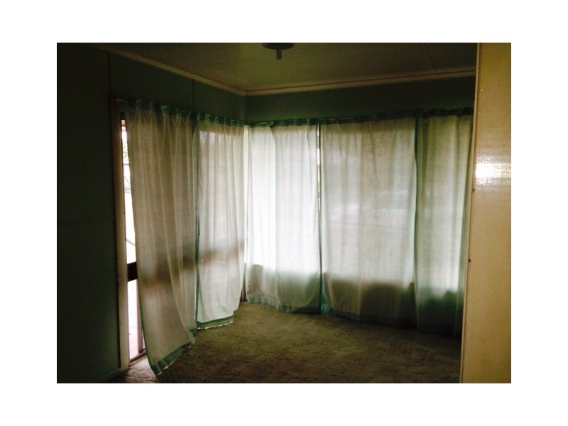 9 Derry Street, Roma QLD 4455