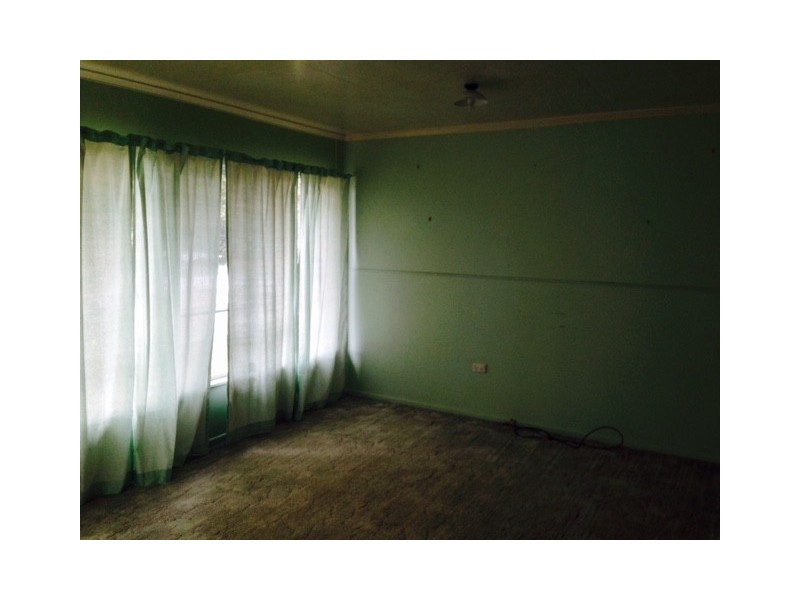 9 Derry Street, Roma QLD 4455