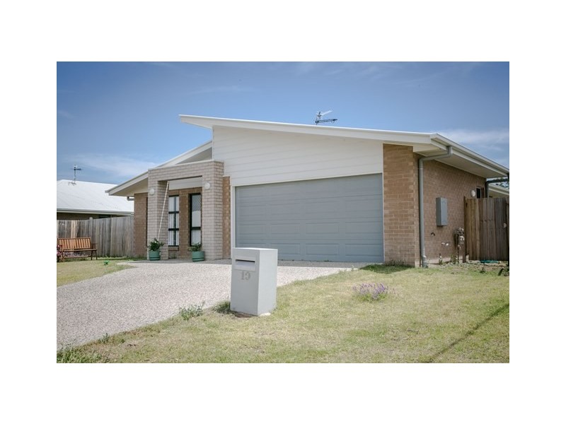 19 Wheeler Drive, Roma QLD 4455