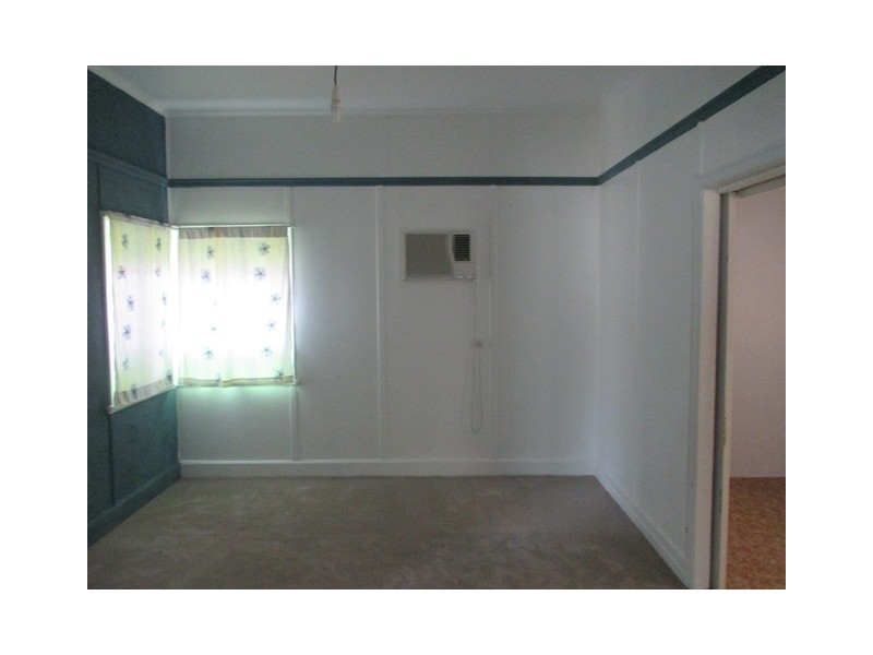 175 MCDOWALL STREET, Roma QLD 4455