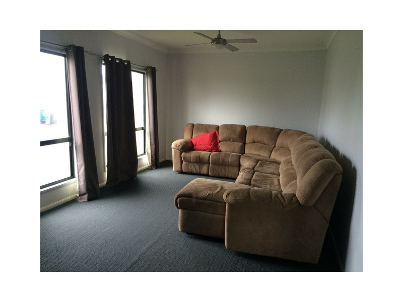 31 HENRY STREET, Hodgson QLD 4455