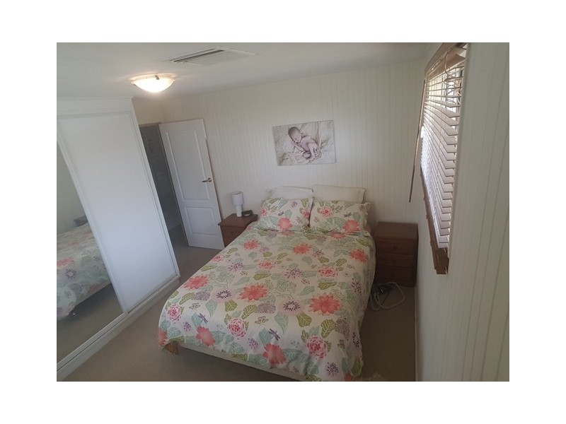 28 HOWARD STREET, Roma QLD 4455