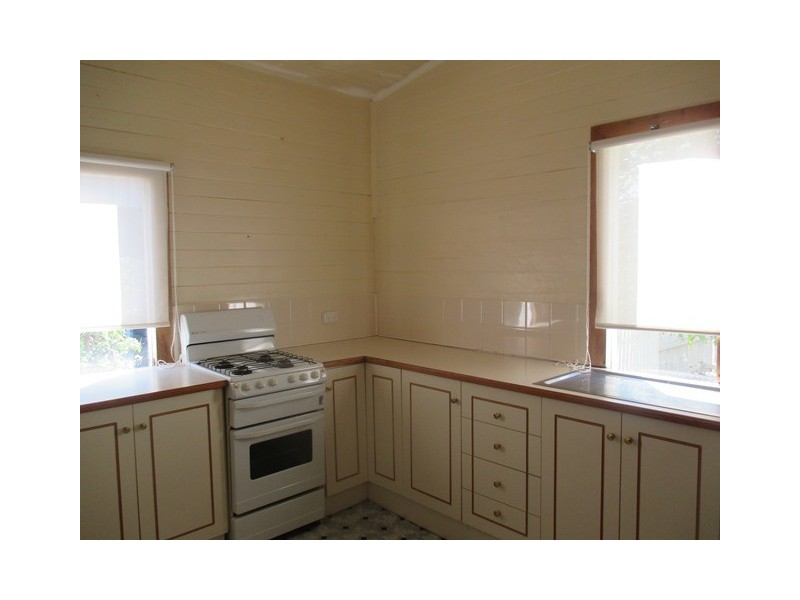 25 STATION STREET, Roma QLD 4455