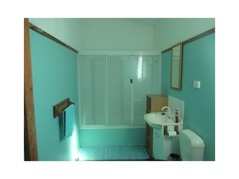 25 STATION STREET, Roma QLD 4455