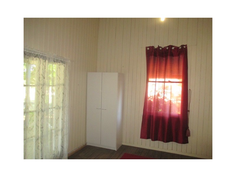 25 STATION STREET, Roma QLD 4455