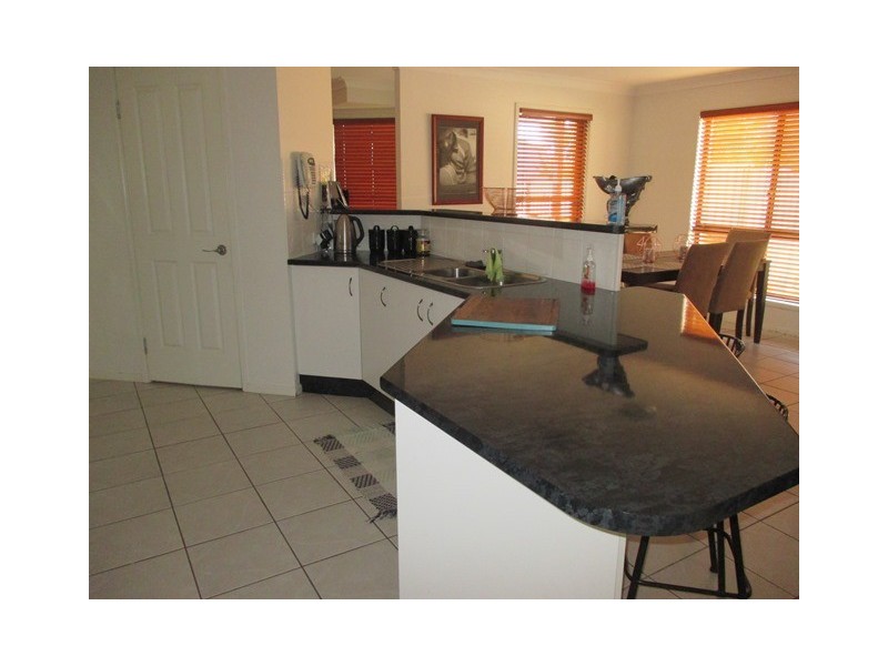 124 BOWEN STREET, Roma QLD 4455